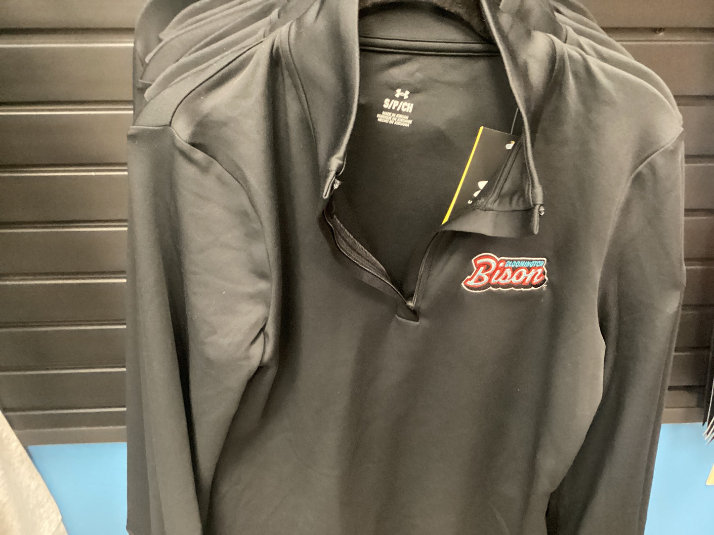 UA WM Motion quarter zip shirt